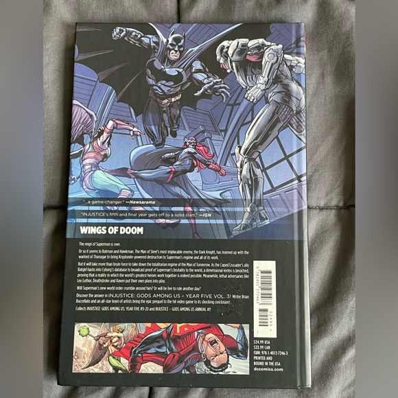 BUY 3 FOR $25 - DC Injustice Graphic Novel - Picture 2 of 2